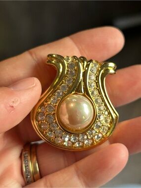 NOLAN MILLER Gold-tone Pearl & Crystal Accent Women’s pendant